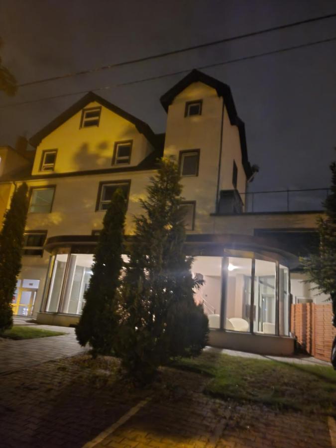 Villa Ventana 2 City Free Parking Sniadanie W Cenie 503 18 18 11 พอซนาน ภายนอก รูปภาพ